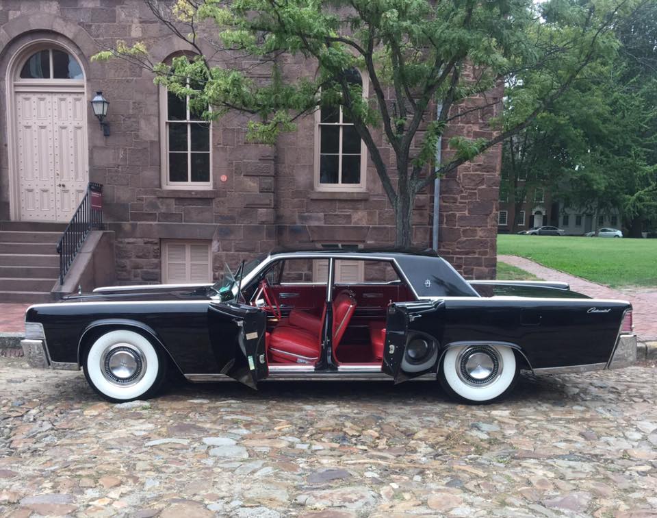 BakersAutoCT's tweet photo. Nice '65 from Delaware.
 Thanks for sharing Dan!
#lincoln #continental @lincolncontinental #65lincoln #whitewalls #suicidedoors #oldschoolcool https://t.co/qPSnICoF0R