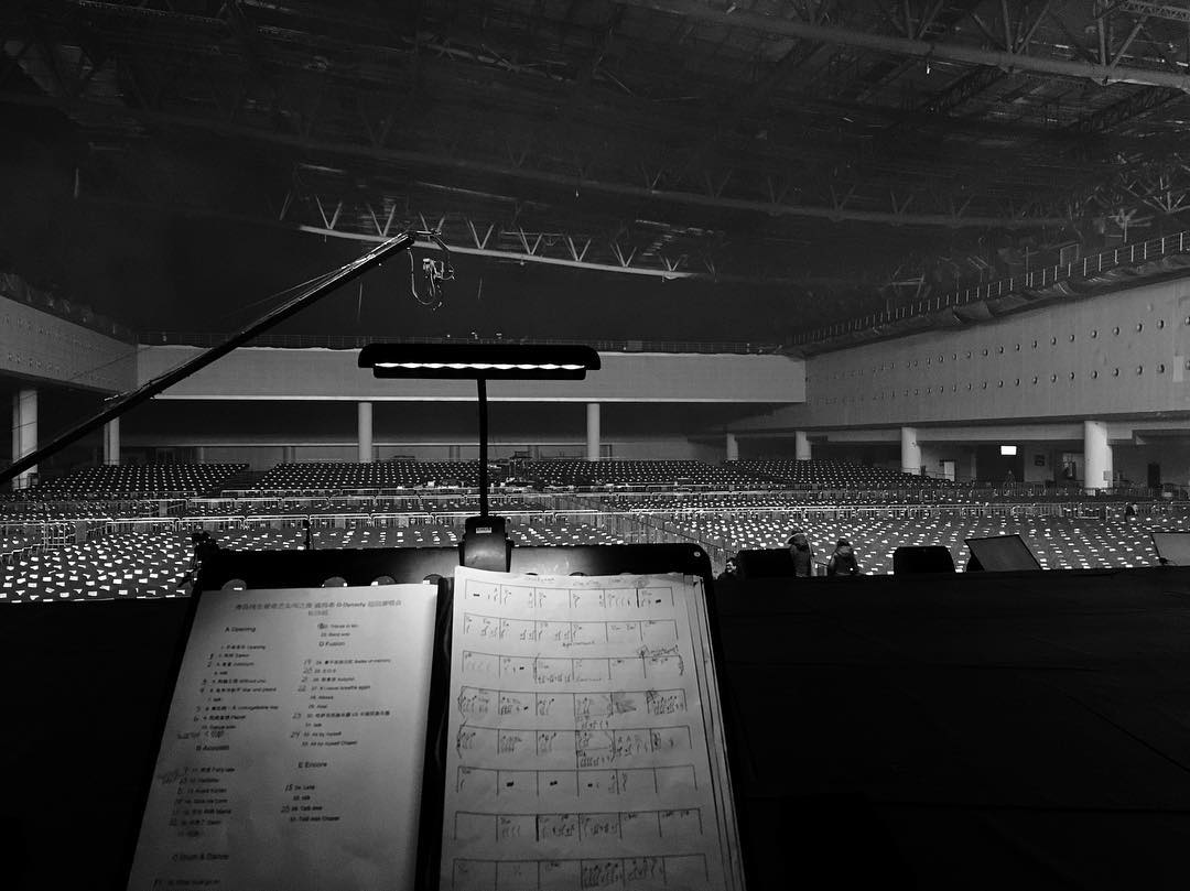dimash_fr1's tweet photo. Cr. photo andrewrdmoore #D_Dynasty
--------------------------
Demain ça va être grandiose 💪💪💪
--------------------------
Tomorrow it'll be great 💪💪💪
#Dimash #dimashkudaibergen #thesingerdimash #DQ #dears #DST #DTroopers #DDailyTweet @dimash_official https://t.co/hgqBMm37jc
