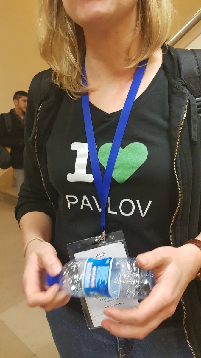 Rachti_'s tweet photo. ❤_❤
Le style TCC top niveau !
#AFTCC
#45eCongresAFTCC
Cc @isacompassion https://t.co/GxZPAyATsD
