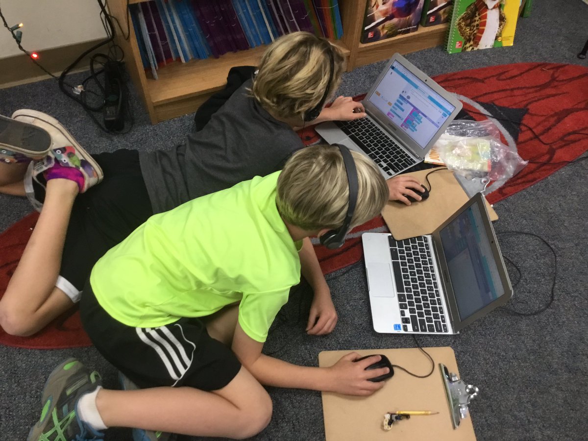 SusieHopperED's tweet photo. Origami, chalk art & coding all part of an innovative #FridayExperience #dmusd #delmarheights https://t.co/H8u6LQxiTd