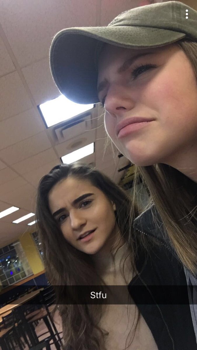 Grtchn_Anderson's tweet photo. Happy birthday B! Live it up! 💕💕 https://t.co/w0m0jaHxou