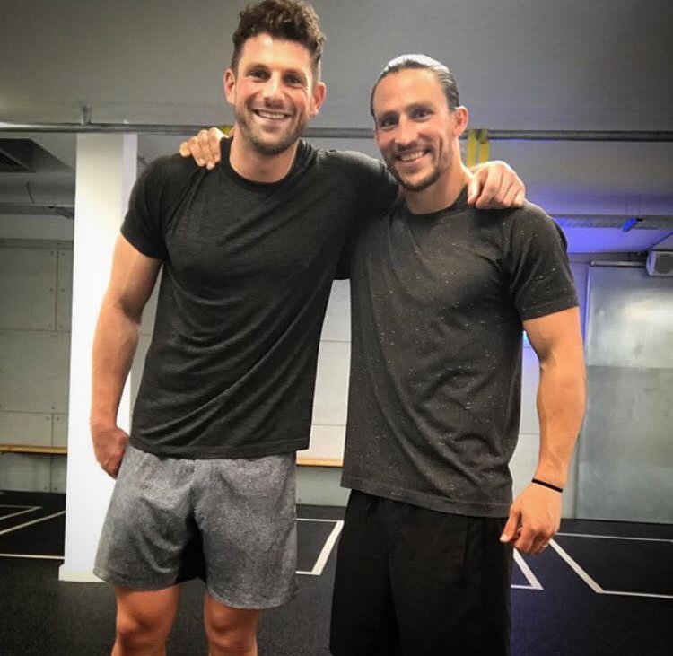 DigmeFitness's tweet photo. Time for some @JohnCannPT action! John is one of the best instructors out there and we are lucky to have him guest teaching with us tonight #DigDeep https://t.co/kdgxJmlqei