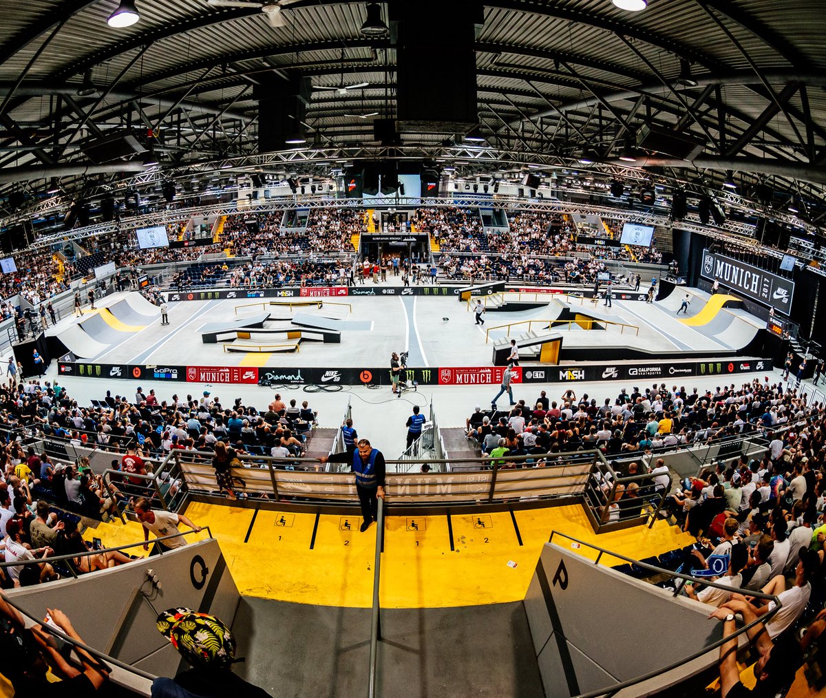 StreetLeague's tweet photo. The stage was set for the 2017 SLS @nikesb World Tour 🌎 with 3 new SLS Pros. 

Stop One was back in Munich, Germany 🇩🇪 and @CAsk8parks built a sick course that had something for everyone to skate which always makes for an exciting event. ⚡️

#SLSMunich #2017SLSWorldTour https://t.co/0zd7UYNuQU
