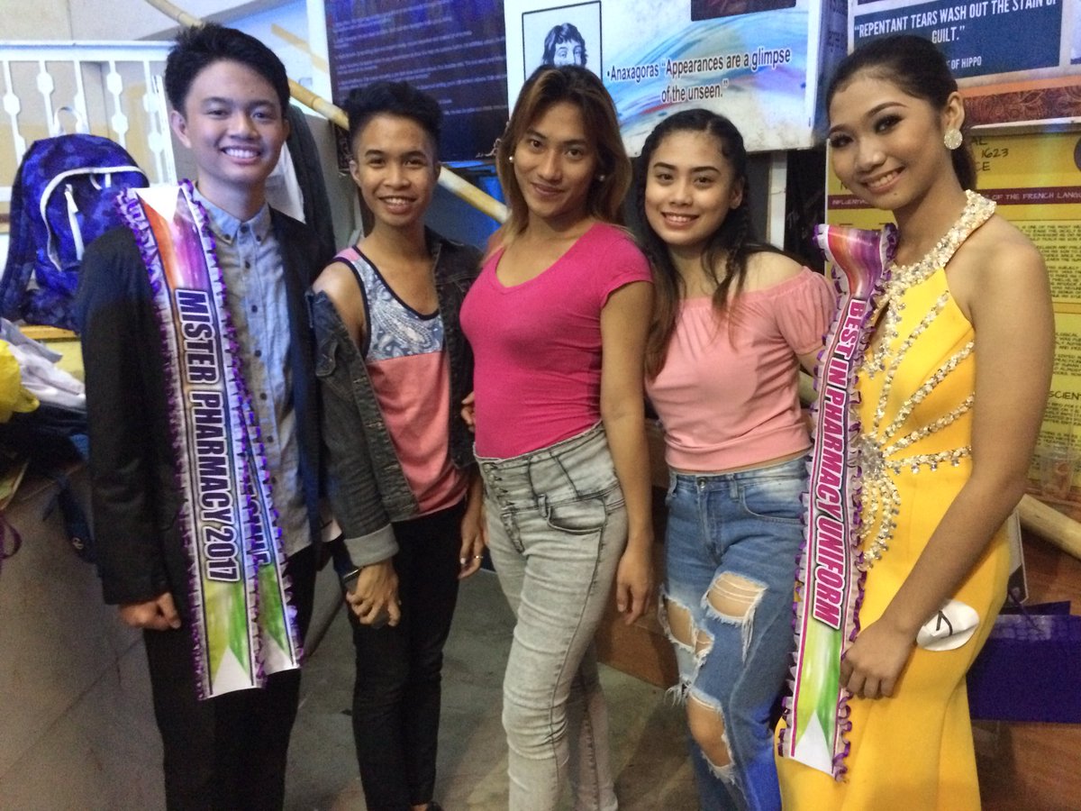 ariannerafavi08's tweet photo. Congratulation to the both of you 😍 You did well guys @Kristaltavas @dyeyefdyi
#PharmaGwapo
#PharmaGanda
#Pharma3-A @GeorgeousLove https://t.co/wXVzuNUwnv