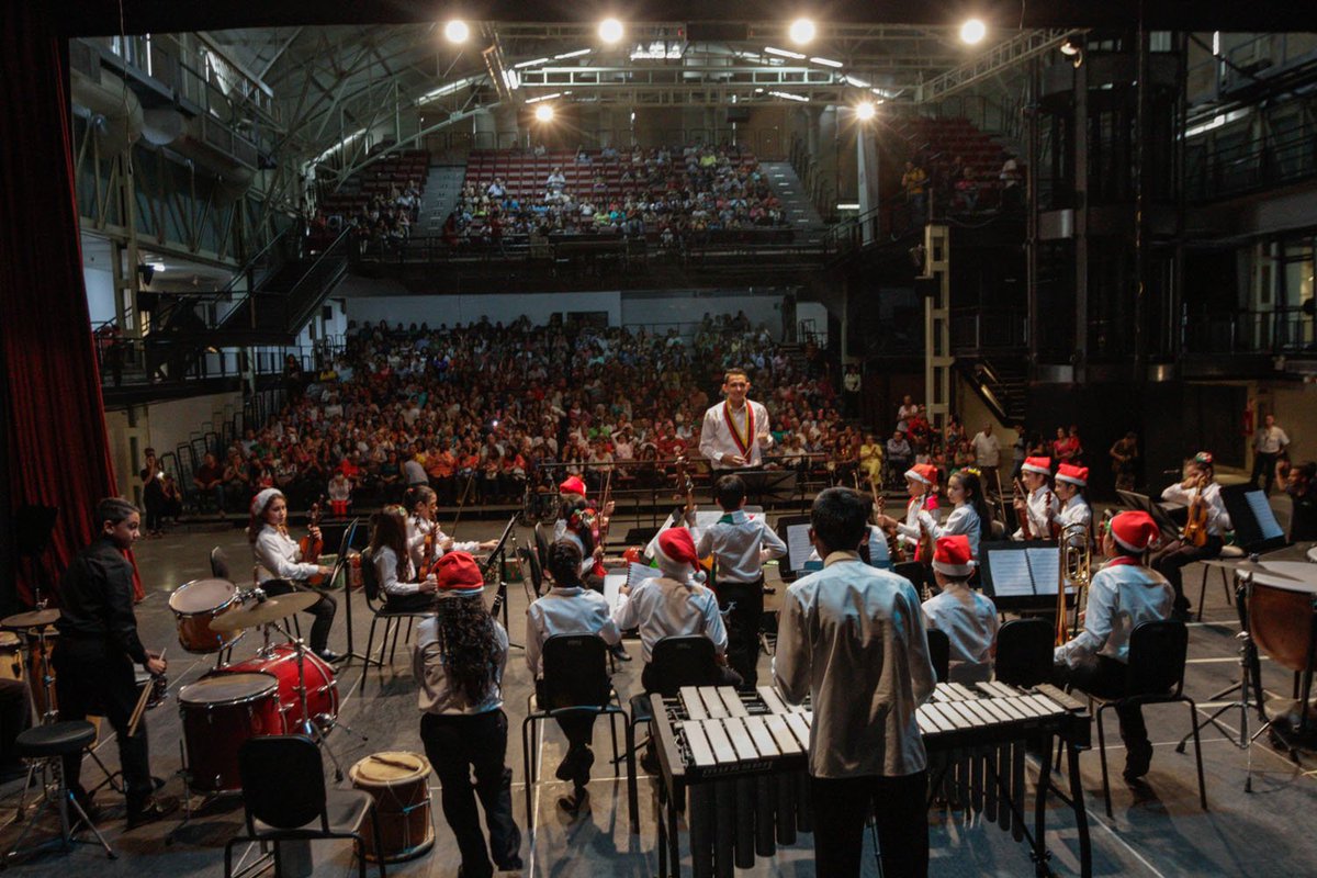 NUCLEOMETRO's tweet photo. Resultado de Nuestro Concierto Navideño gracias prensa @MetroMaracaibo_  @elsistemazulia_  @reinaldoocando https://t.co/nv9GNoMLJC