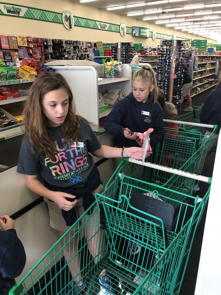 tjean90174287's tweet photo. Kindergarten and their 5th grade buddies went to the Dollar Tree and bought 1 want and 1 need item.They donated the wants to Cooks and the needs to the Harvest House.#AANDlearns #BISDinspires #AANDkindness @Lindsey__Byrd @blanerogersAP @AcademyatND https://t.co/VifFUHJQTi