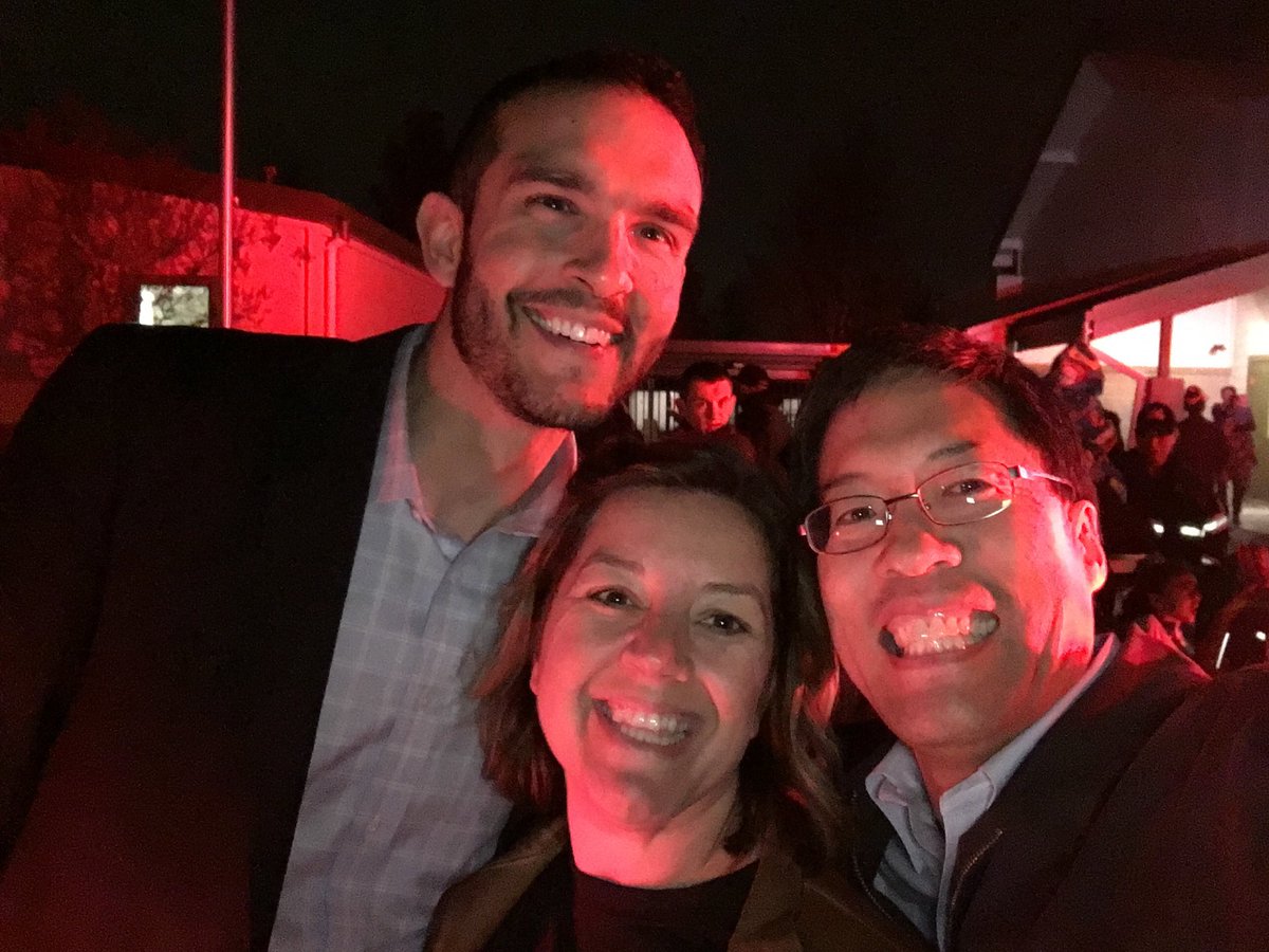 DrPanMD's tweet photo. At Regency Park Elem w/ @BasimElkarra & @AngeliqueAshby 4 @santainnatomas #SantainNatomas https://t.co/SNApNZKO2b