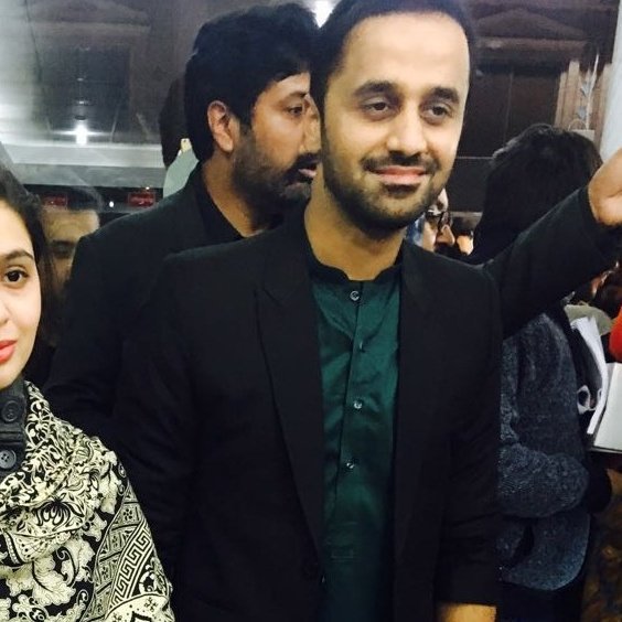 kiran_sajjaad's tweet photo. #Finally
#Happymeetup
#crzewereatspeak
#bestwishes @WaseemBadami
#Peshawar
#15december2k17
๐๐ https://t.co/Hdr6djHD0j