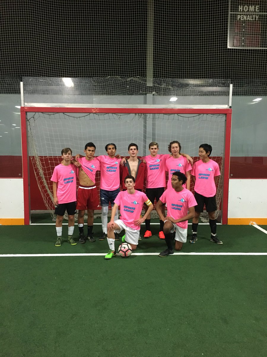 safety_patrol's tweet photo. Girthy team win 13-7 against @iCarlyFC_ #icarlyfcXspacelions #girth #chicksdigspacelions https://t.co/0jGq6wSvW3
