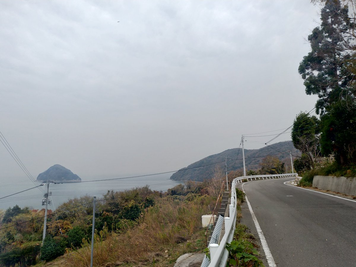 kumacon's tweet photo. 小豆島来て早々、まずは香川県道248号を通ってきました~🚗
#小豆島
#r248 https://t.co/4RB9gLOjOE