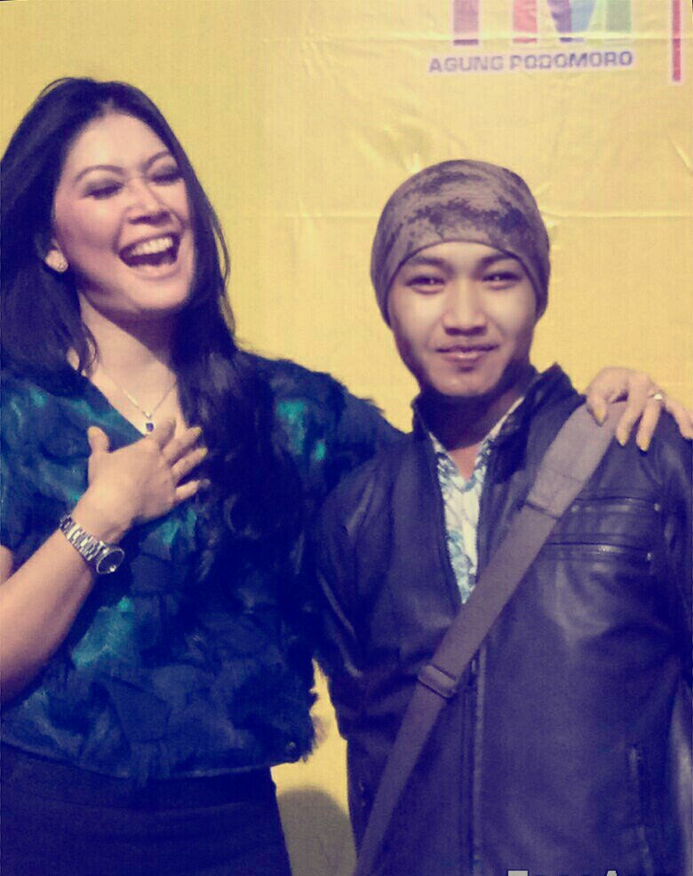 <a href="/rdi971/">97.1 FM RADIO RDI JKT</a> hy kak ines req hujan kmrn dr <a href="/Reyreina22/">Reyreina</a> cc <a href="/AdiBaelah56/">Adi Baelah</a> <a href="/P_Rinjani971/">PUTRI RINJANI</a> @NheyRA_ATni <a href="/olay_arief/">OLay Costers17</a> @Denkus123 @RatmanBara21 @Agil_pRz <a href="/ZilvianiA/">ZilviAni Azahra</a> @Anggie07131081 <a href="/RinaNur_dianti/">Rina Nur Dianti</a> @toink_tok_wae <a href="/darmafirdaus/">Darma Firdaus</a> <a href="/AryaGumala/">Sadewa Arya gumala</a> @febbyendut <a href="/GhidearIdris/">idris Sukabumi</a> @Ijin_Tingkir #sabtuwoles