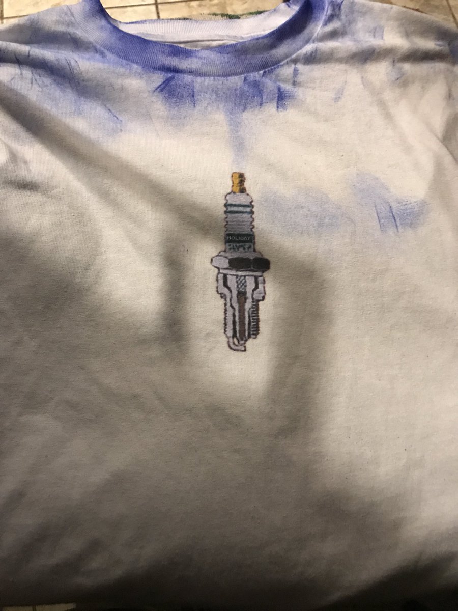 parlocean's tweet photo. Thank you so much for the shirt @himattchampion It means a lot to me https://t.co/p5VM5GwE5x
