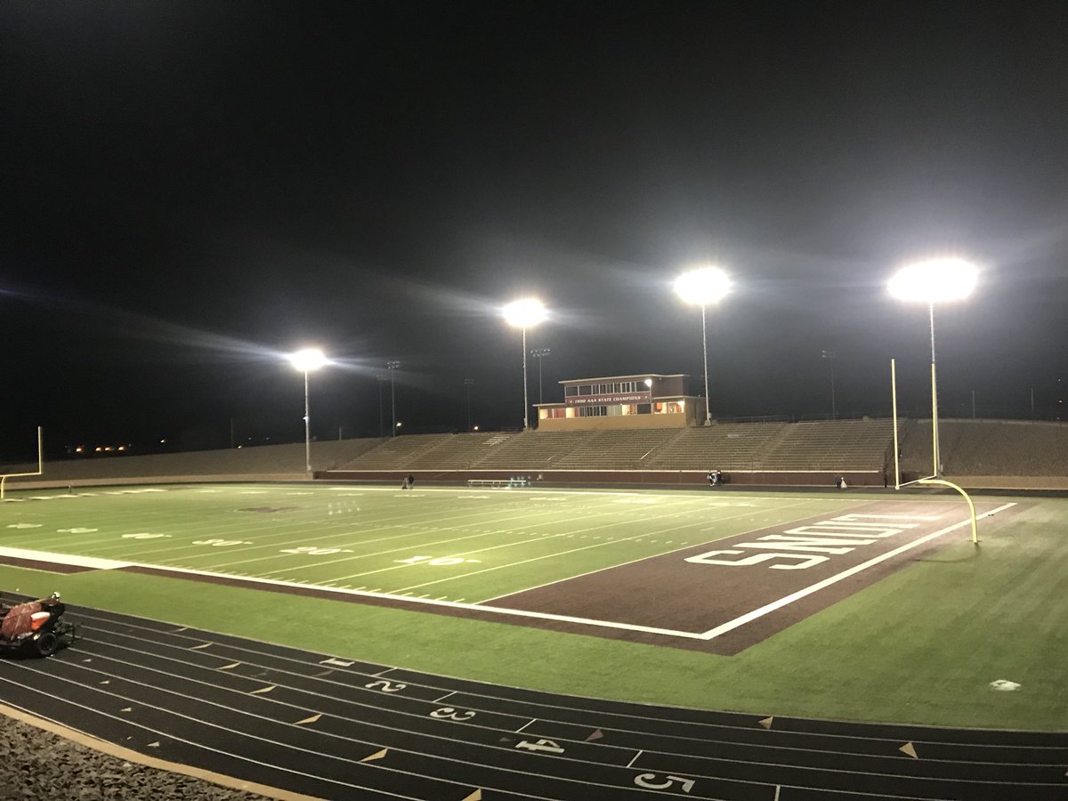 TexasAthlete806's tweet photo. This rematch did not disappoint, it was as advertised ⚡️ Final Canadian 27 Gunter 56, The Wildcats with another strong season -The Panhandle is proud of you all .. Good luck Tigers in State Title - 1 more Game to  #Ambush ...  

https://t.co/N0BvdslXAx https://t.co/JLGdzpX40R