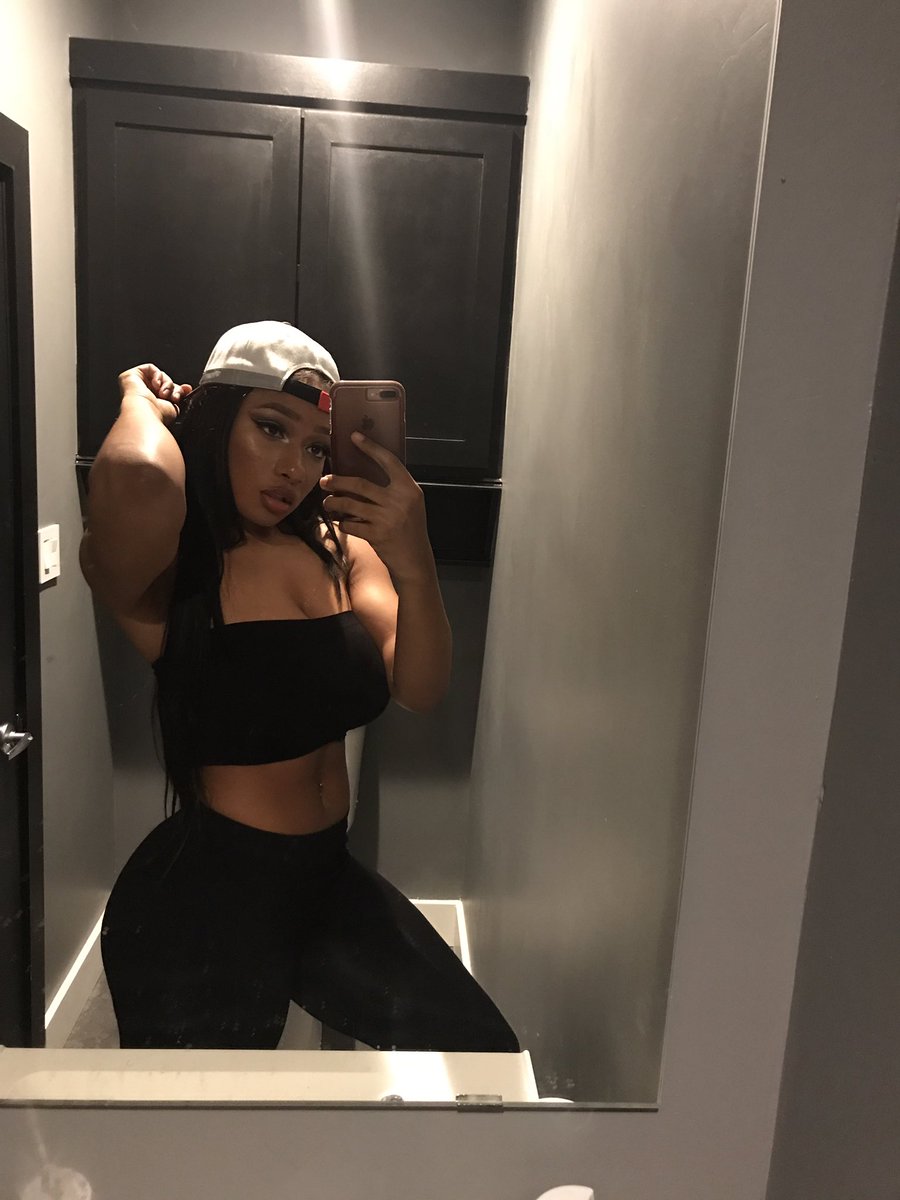 TINA SNOW tweet media