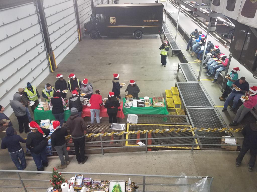 dannyarr7's tweet photo. Harvey Local Sort wishes all a Merry Christmas! https://t.co/o6ZJqoP4lL