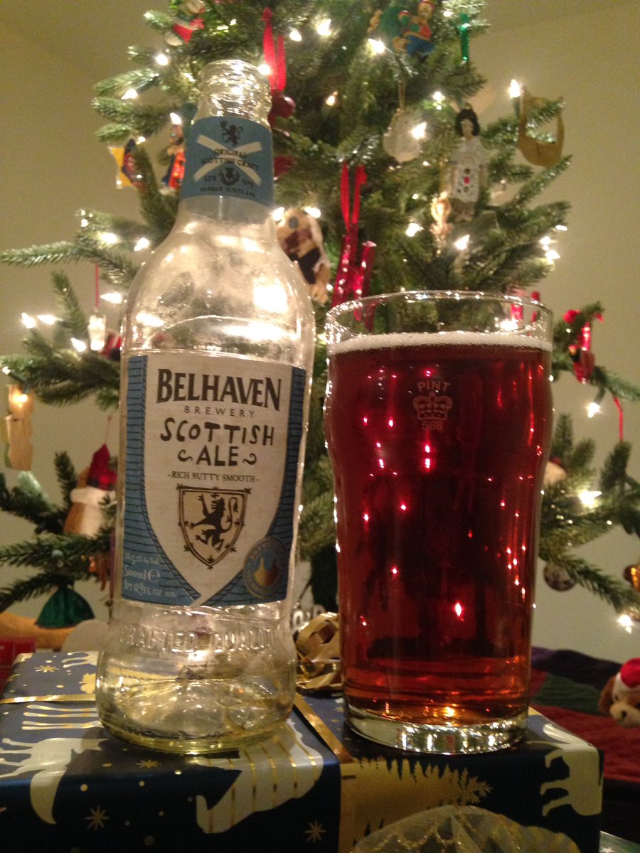 Malty and moderately bitter. Very lightly carbonated. Head fades quickly. Palatable, but think this might have stayed on the shelf at the bottle shop a bit too long.

#ScottishAle #ScottishExport #MerryCraftmas #Belhaven