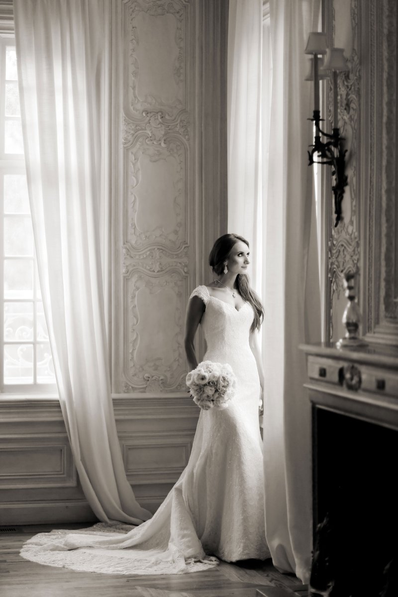 The best love is the kind that awakens the soul; that makes us reach for more, that plants the fire in our hearts and brings peace to our minds. That’s what I hope to give you forever. #love