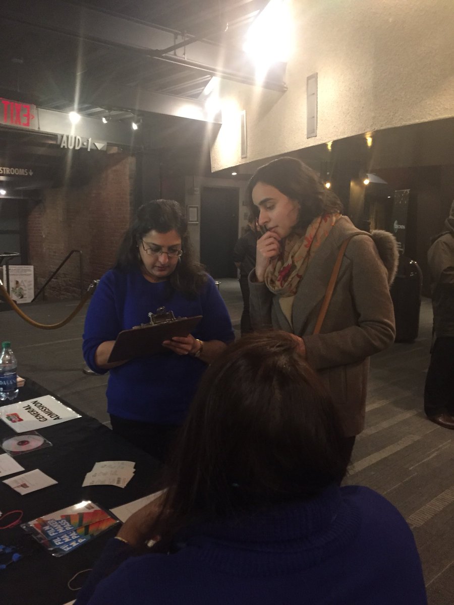SouthAsianFilms's tweet photo. One of our helpful #SAIFF17 volunteers helping a movie goer buy tickets.
She is very excited to watch @theanshumanjha in the film #InEnglishWeSay. #Day3 of #SAIFF17 is happening now! https://t.co/ndle3xi8r8