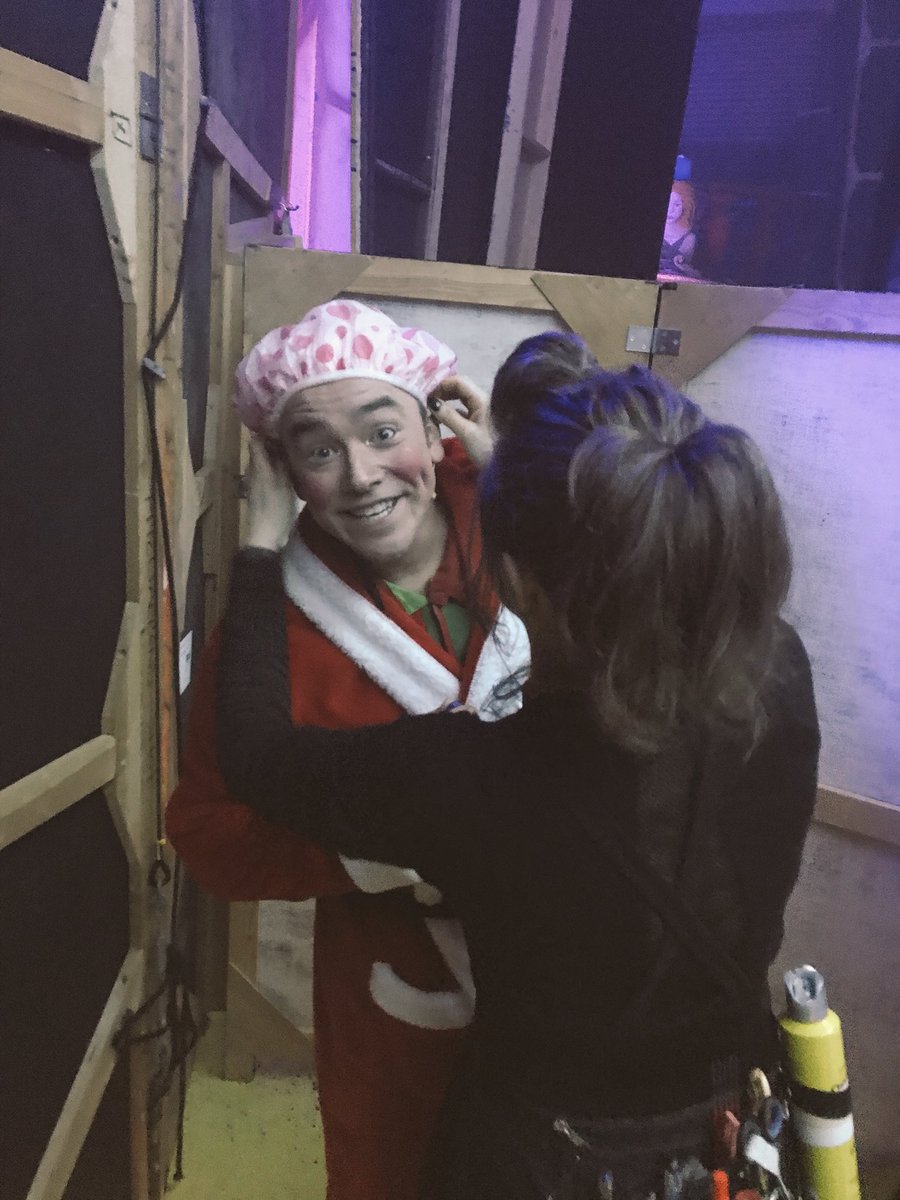 JamieBrook's tweet photo. CONGRATS @panto_day team and well done @simonsladen another fab year. On a personal note at the end of #YearOfTheComic a massive thank you to the Guildford audiences for adopting me as your comic (alleged) for the last five years! Here’s to many more (hopefully)!! https://t.co/Y9HNyW8s0y
