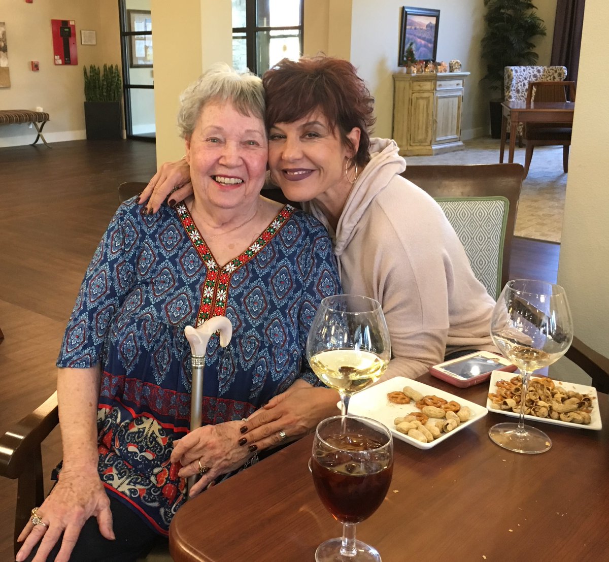 HeartisArlingto's tweet photo. There were beautiful smiles from mother and daughter, Betty and Mary. These ladies took their time &amp; enjoyed our #ThirstyThursday @ Three this week! Join us next Thursday at 3! #HeartisCulture. #FrontierCulture. https://t.co/gLuRhp29NJ