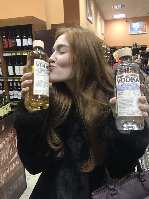 Vodka girl 😛 https://t.co/4xhg3u1b4Q<a href="/tag/onmfc"class="tags"><span>#onmfc</span></a>