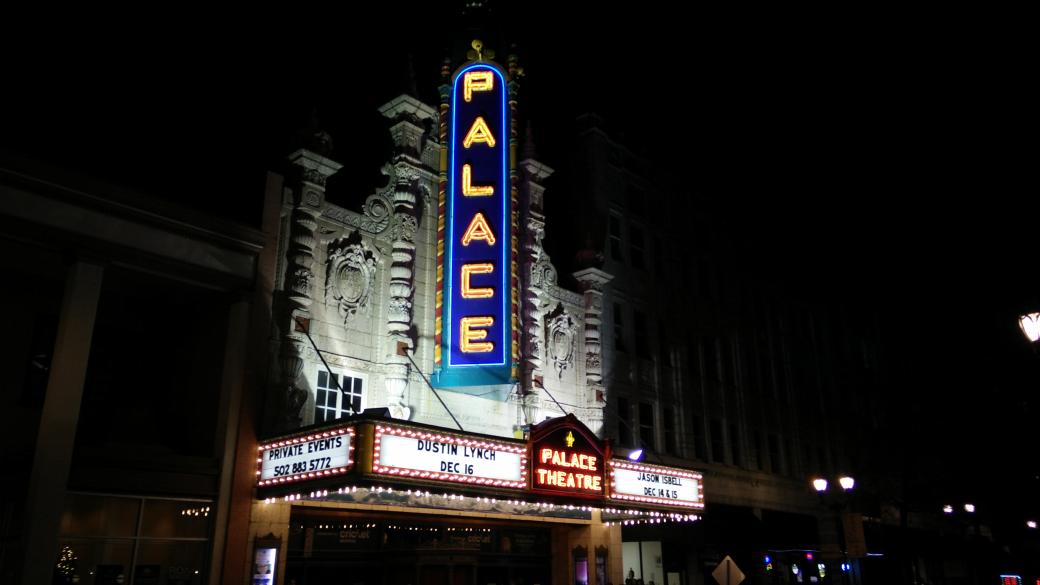 iCjHodges's tweet photo. Nothing better than Friday night at the Palace! https://t.co/7AQhn2XpIB