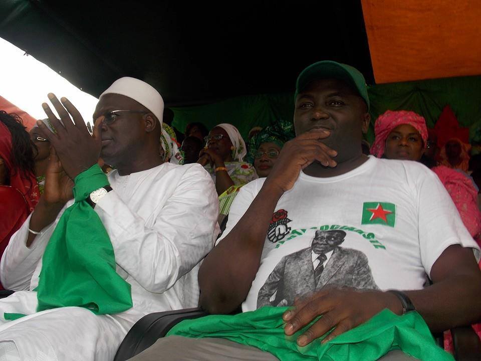 flashactuinfo's tweet photo. PS-Vers l’exclusion de khalifa sall et cie au mois de janvier https://t.co/5OZbQ4bv7i https://t.co/aoDih7KK4e