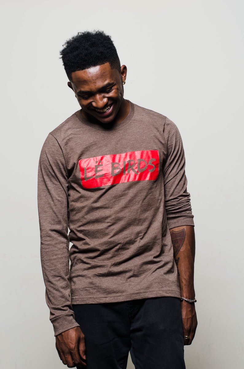 ForLeBirds's tweet photo. “LË BIRDS” Long Sleeves 
(brown/red) • 🐦®️
DM For Purchase.
#ForLeBirds https://t.co/xubQj4ITXj