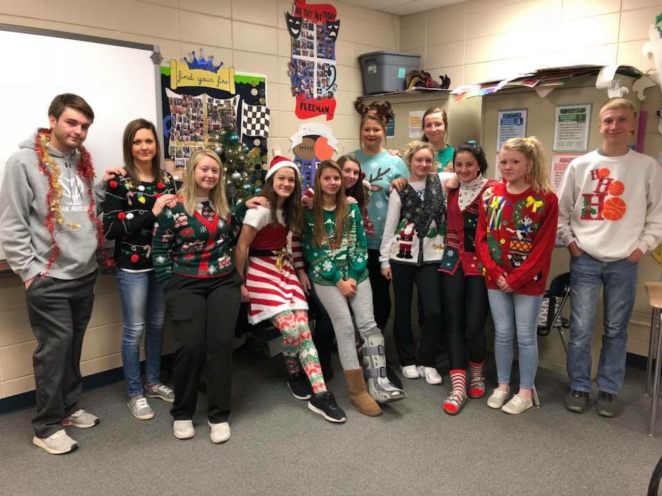 EHSStudCo's tweet photo. From our family to yours, Merry Christmas 🎄❤️ https://t.co/4142zWjXxN