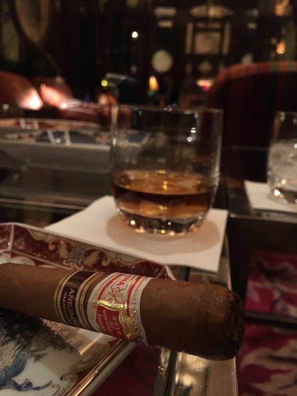 JasonKaras's tweet photo. If you like cigars and whiskey, you’ll love this comfy hideout on the 4th floor of the... @ Red Chamber Cigar Divan https://t.co/ouryRXeEra https://t.co/wL7GvaBVuI