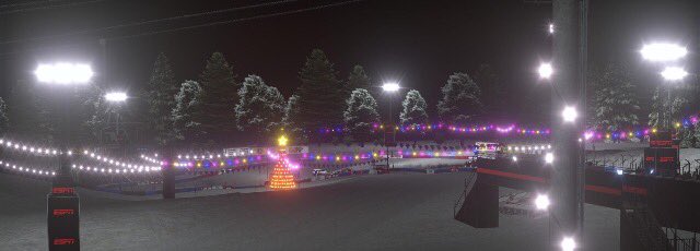 FURUPYtec's tweet photo. Aspen xmas version 😀👍 https://t.co/X6nrqcPTX2