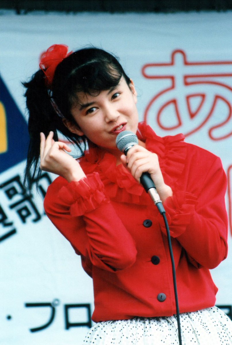 1989.4.16 天満橋松坂屋屋上 「しあわせプロローグ」デビュー発表会