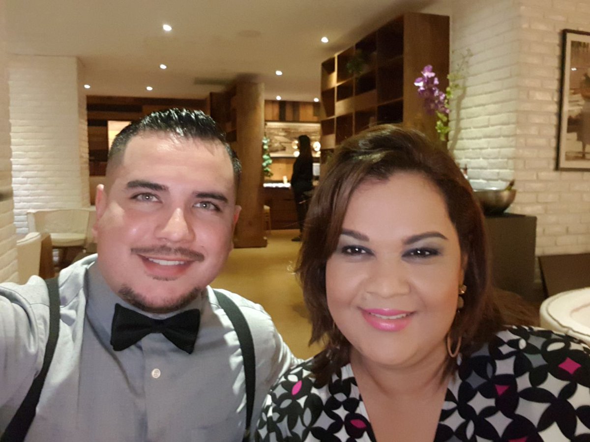 InfinityMedPma's tweet photo. Nos encontramos en nuestra cena de navidad #navidadimp #Panamá #imppty #pty #navidad #cenadenavidad #teamimp https://t.co/ErnnTl6MyT