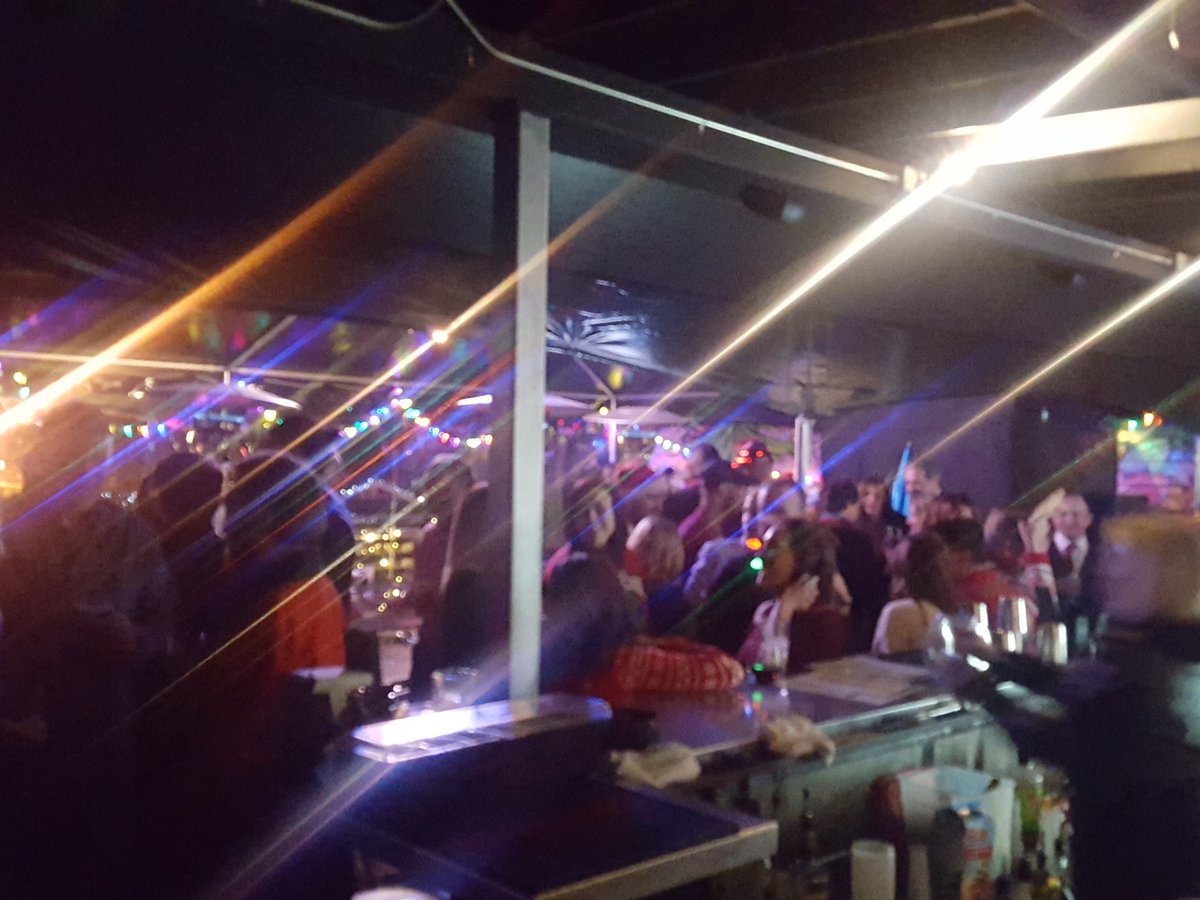 StableEnergy's tweet photo. Official head count: 43 @Guyutes Let's go!! Keep crashin' #santaphil https://t.co/d4CqrQbBZG