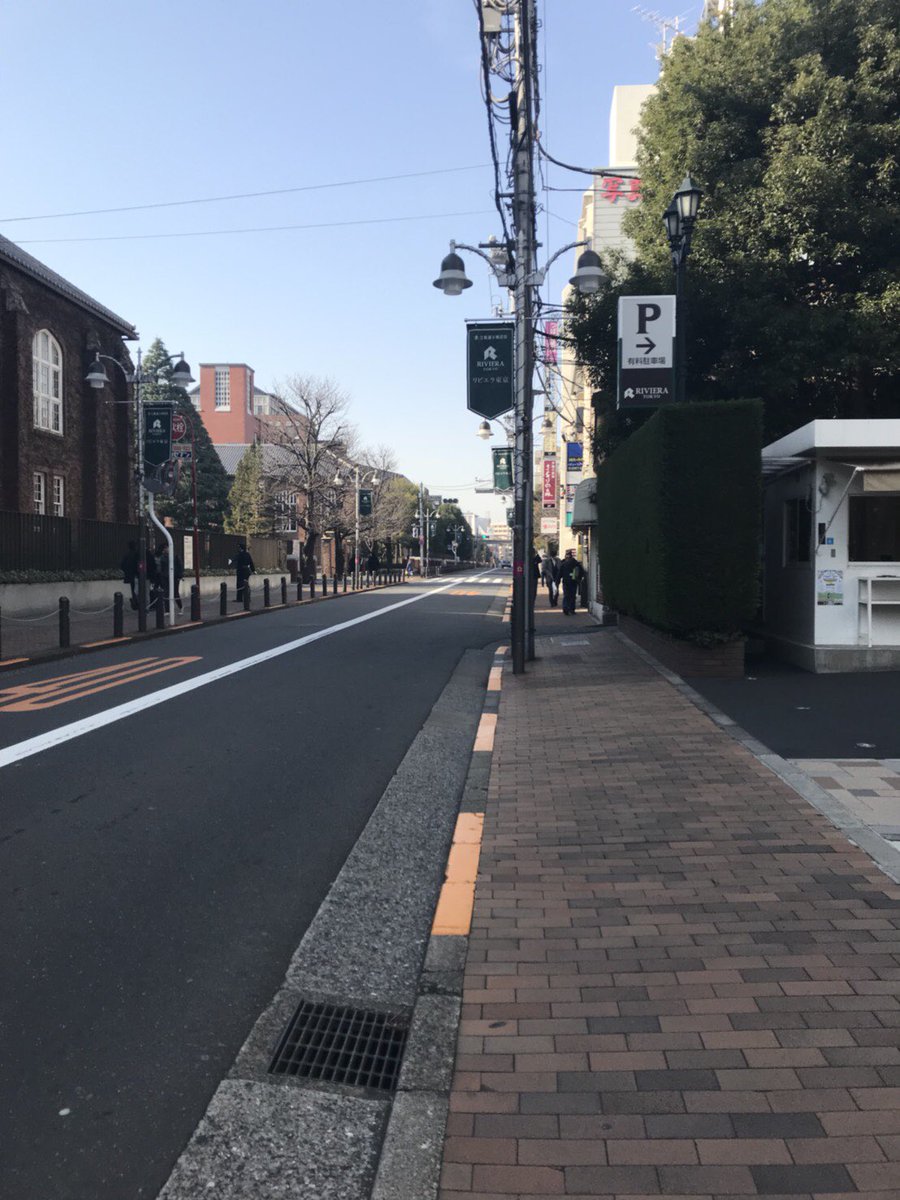 tsuchi_gv's tweet photo. 会場までの道案内です🙌
①池袋駅C3出口を出ます😼
②まっすぐ道なりに！
③正門の向かいの建物が右側に出て来るので入ります👏
④5124教室へ💀

キポンGVほうが13時開場です！お待ちしております🙇‍♀️ https://t.co/OS4PBgjzSW