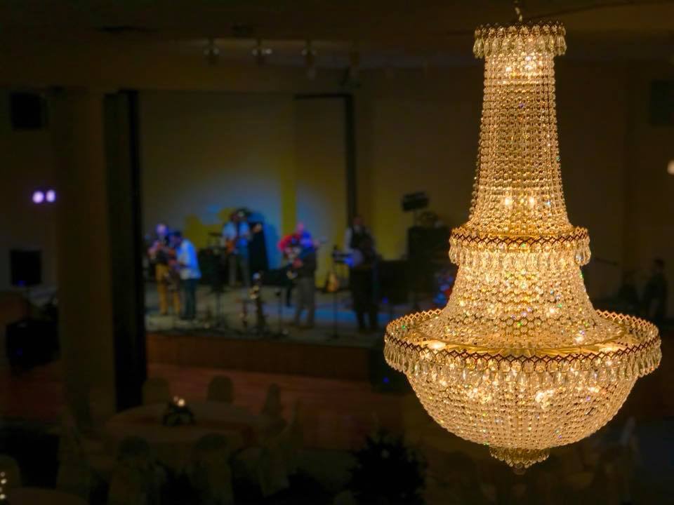 SouledOutLA's tweet photo. Sound check ✔️
Rehearsal ✔️
Dressed 👔 and ready for this #wedding #SouledOutLA #wearetheparty #CouplesChoice2017 #CouplesChoice2018 https://t.co/gmEBdqSNsZ