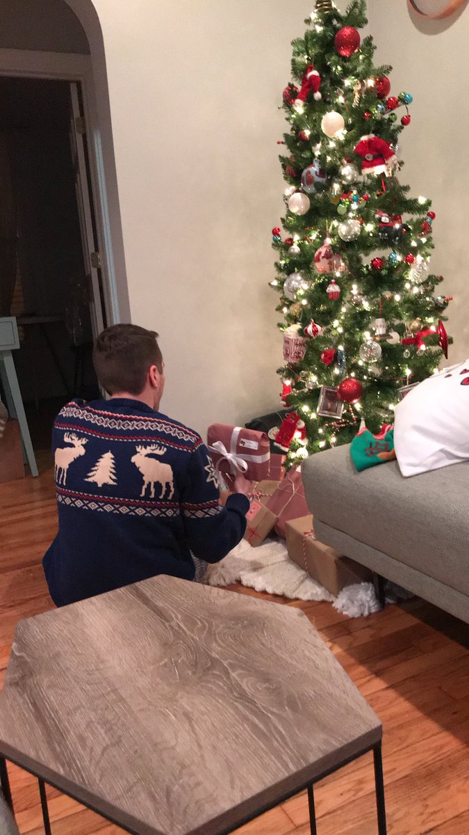 Kjhill13's tweet photo. @ImSuchABurden check out my husbands sweet Christmas sweater https://t.co/WMwqNWYmNq