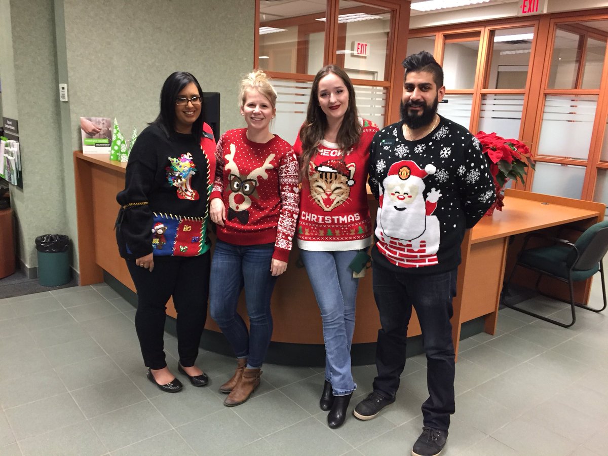 Check out them sweaters!! #toomuchfun #TD #chestermere @dm_roche <a href="/Courtney_Libbey/">Courtney Libbey</a> @SheerinHai