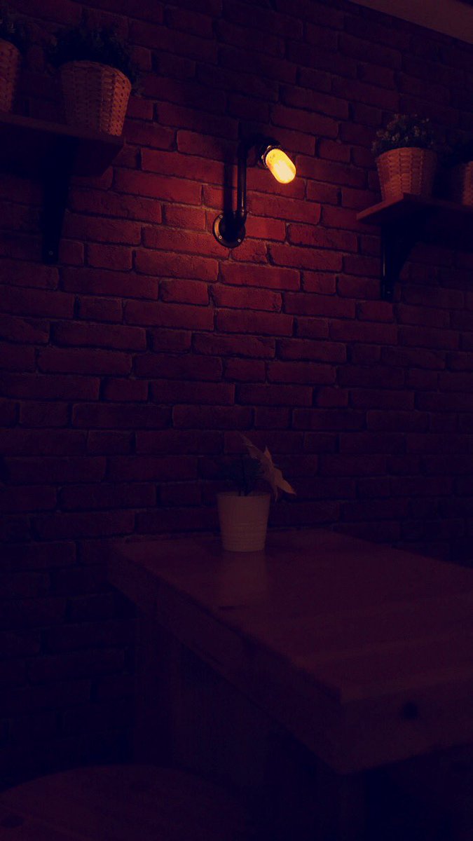 تعال  ماعرفت‌ أحب ‌الليل ‌بدونك .
 #غرد_بشطر_شاعر_تتابعه