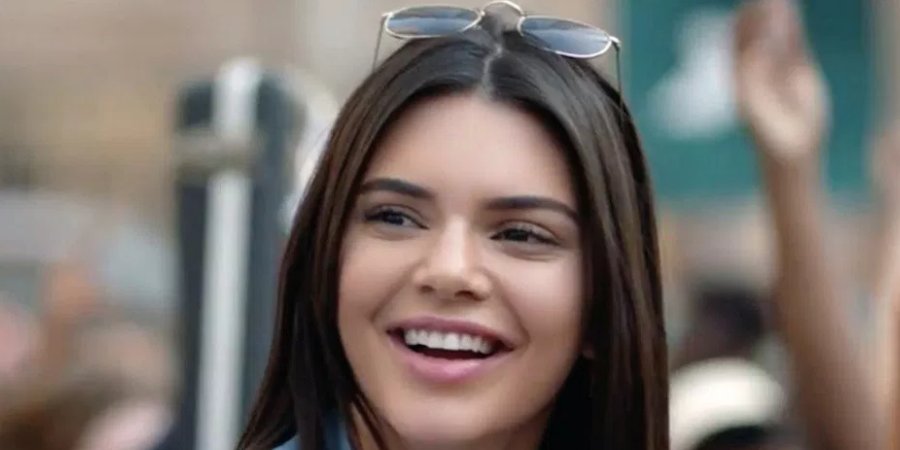 Insider Advertising tweet media