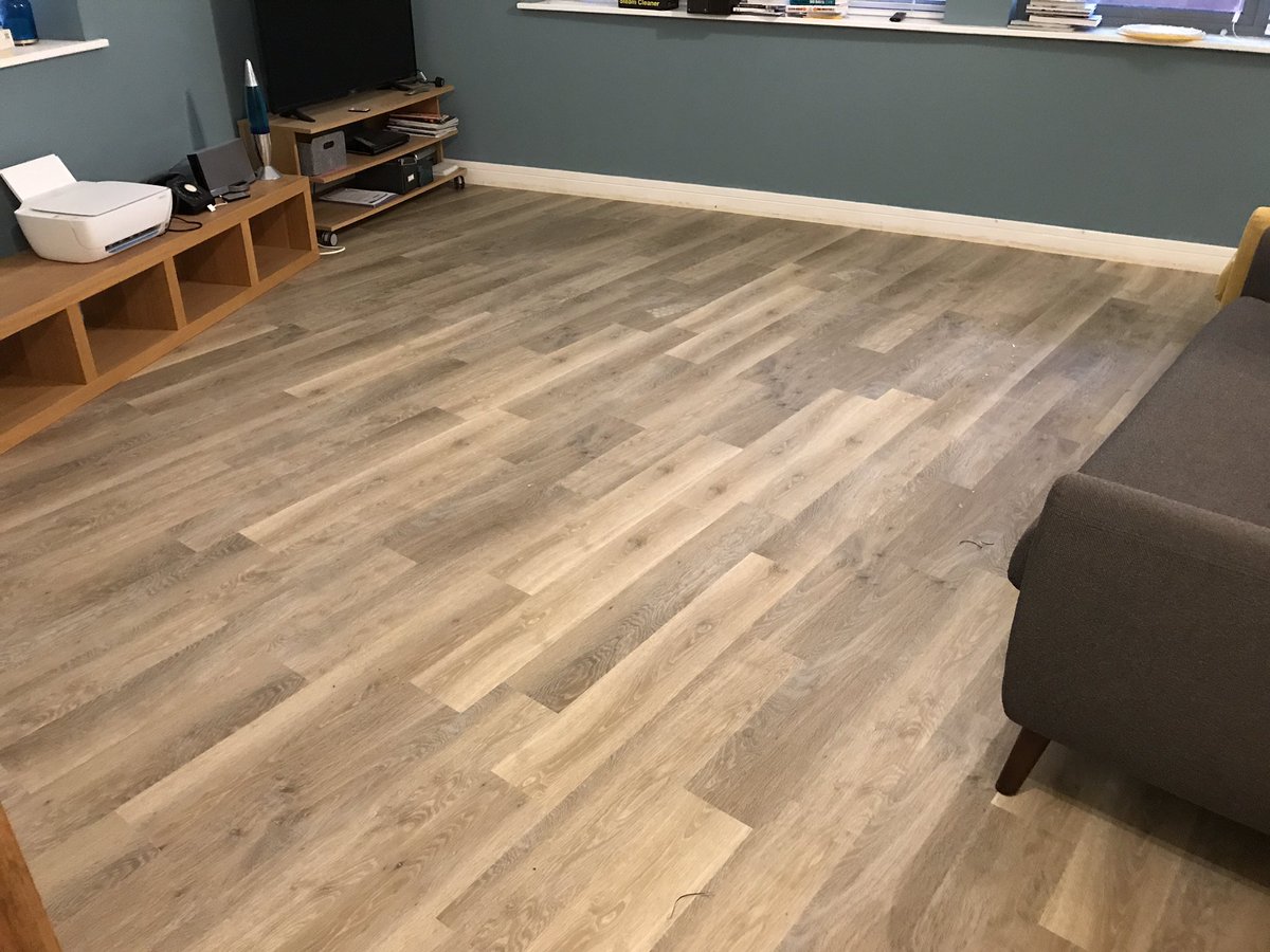 Apartment in Islington Gates, Birmingham city centre get an early visit from santa! A fabulous new floor! Karndean Knight tile range! <a href="/KarndeanFloors/">Karndean Designflooring</a> #karndean #flooring #christmas #birmingham