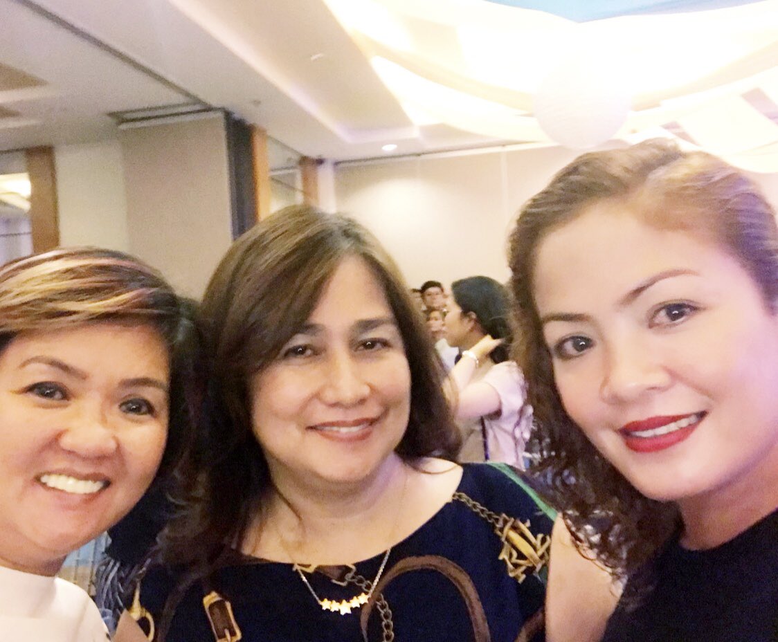 mudras92yahoo's tweet photo. #testimonialdinner #maamnancydelarosa #pma86 #ladiesofsinagtala86 #ladiesoftanglawdiwa92 #pma86  #pma92 https://t.co/O4Vknfl3SK