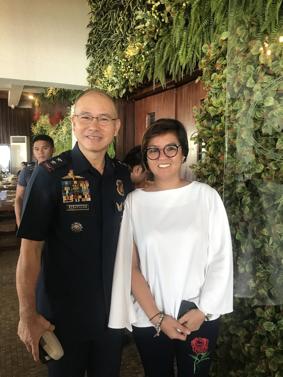 mudras92yahoo's tweet photo. retirement and change@of command PRO 1 RD Gen. Charlo Collado #pma86 #PMA #genronalddelarosa  #genoscaralbayalde #retirementhonors #chamgeofcommand https://t.co/1LJmbs9uOi