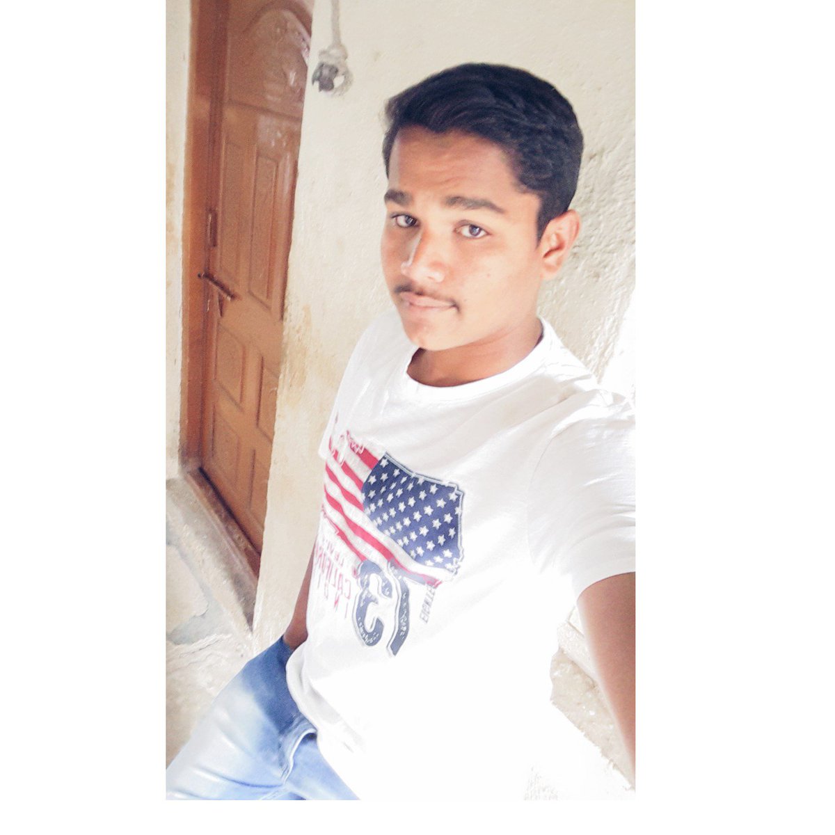 Avinashdhavale2's tweet photo. Choosing a goal and sticking to it changes everything.
#mylife #blackfriday #lifestyle #HomeAlone  #lifeEnjay #TP  
@Avinashdhavale2 @SamThavare @Abhijagdale8888 https://t.co/xXizMRJnVV