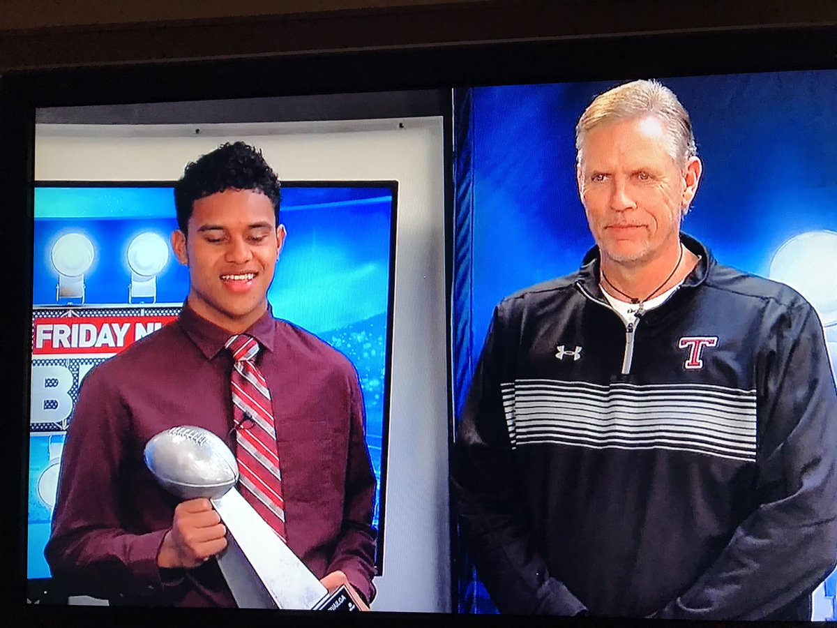 Taulia Tagovailoa has been named ABC 33/40 Football Player of the Year. Congrats Taulia and Go Warriors! 
<a href="/tauliaa12/">Taulia Tagovailoa</a> <a href="/abc3340sports/">ABC 33/40 Sports</a>