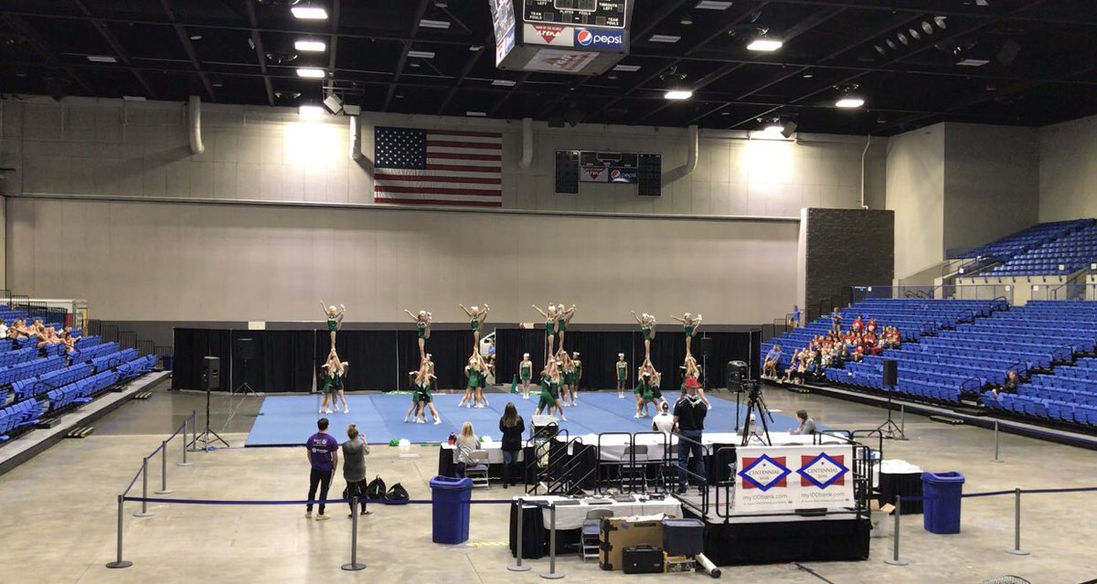 PointerCheer's tweet photo. Warm-ups tonight! Tomorrow is the day to give it all weโve got and be the best we can be! #VBHSCheer #State2017 ๐ถ๐ https://t.co/SxanFl8lWt