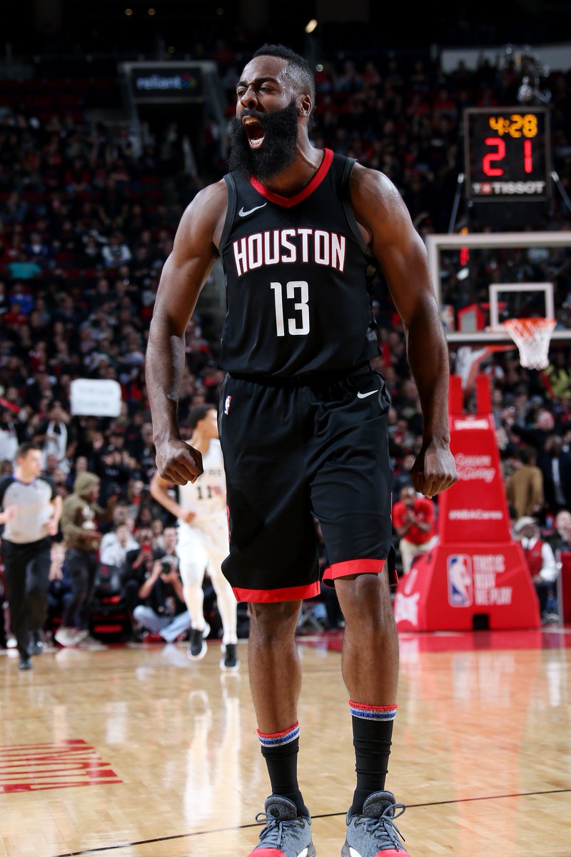 NBA's tweet photo. The @HoustonRockets defeat the @spurs 124-109.

The Rockets extend their winning streak to 12 games and improve to 13-0 when Chris Paul plays this season.

Chris Paul and James Harden each scored 28 PTS. https://t.co/CXFIFWwPK6