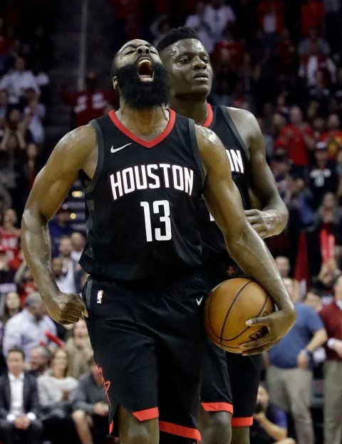 Nabil_djellit's tweet photo. Quelle est la différence entre #Capela et #Aldrige... Le premier est souscôté, le second surcôté de fou, comme je l'explique depuis un moment... Ce soir, en grosse galère à tous les niveaux. Pas surpris. #RocketsSpurs https://t.co/YnQXmg9926