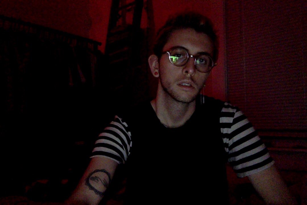 deuces_sluts's tweet photo. I'm a cute boy who deserves the best ¯\_(ツ)_/¯ https://t.co/i4iAjNptq8