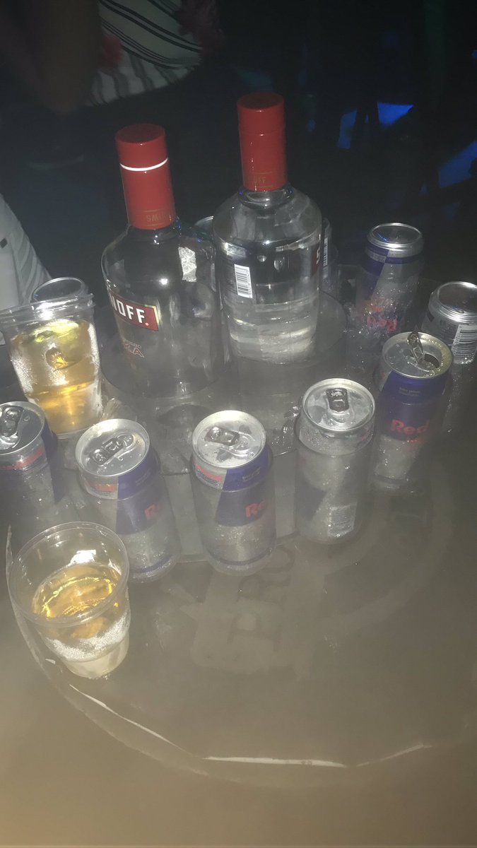 EmanuelPlaay's tweet photo. Se é pra tombar, eu tombei 😜🤣🍻👌🏼 #ProvisorioClub https://t.co/RfaUuOTeIs
